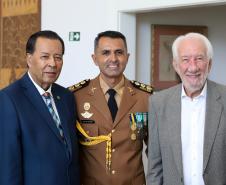 Casa Militar do Paraná celebra 98 anos com entrega de medalhas a civis e militares