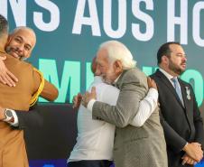 Casa Militar do Paraná celebra 98 anos com entrega de medalhas a civis e militares