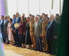 Casa Militar do Paraná celebra 98 anos com entrega de medalhas a civis e militares