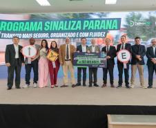 Estado autoriza R$ 183 milhões para reforçar sinalização urbana nos 399 municípios