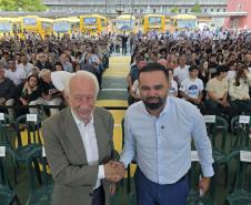 Estado inicia entrega de 687 ônibus escolares para 340 municípios