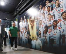 Piana visita o Estádio Germano Krüger, casa do bicampeão paranaense Operário