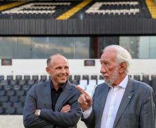Piana visita o Estádio Germano Krüger, casa do bicampeão paranaense Operário
