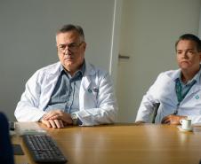 Paraná já tem 8 aplicações de polilaminina; Ratinho Junior recebe médicos e reforça apoio à pesquisa