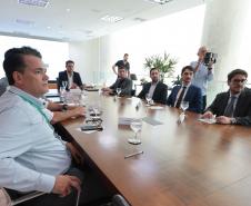 Paraná já tem 8 aplicações de polilaminina; Ratinho Junior recebe médicos e reforça apoio à pesquisa