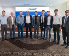 Paraná já tem 8 aplicações de polilaminina; Ratinho Junior recebe médicos e reforça apoio à pesquisa