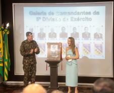 Darci Piana participa da troca de comando da 5ª Divisão de Exército, em Curitiba