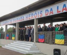 Darci Piana participa da troca de comando da 5ª Divisão de Exército, em Curitiba