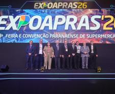 Piana destaca força da ExpoApras para expansão dos supermercados paranaenses