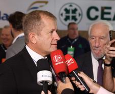 Piana destaca força da ExpoApras para expansão dos supermercados paranaenses