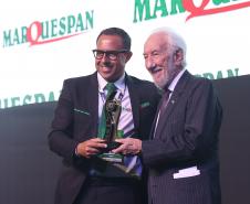 Piana destaca força da ExpoApras para expansão dos supermercados paranaenses