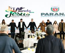 Governador Ratinho Junior recebe convite para a 31ª Marcha para Jesus em Curitiba