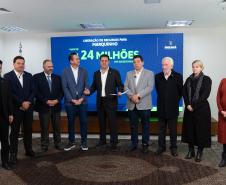Ratinho Junior libera R$ 442 milhões para obras em 10 municípios do Paraná