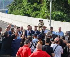“Perseverança venceu o impossível”, diz Ratinho Junior na inauguração da Ponte de Guaratuba