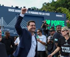 “Perseverança venceu o impossível”, diz Ratinho Junior na inauguração da Ponte de Guaratuba