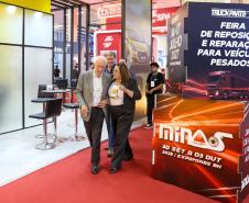Piana participa da abertura da maior feira de fornecedores automotivos do Paraná