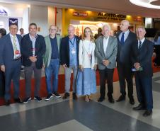 Piana participa da abertura da maior feira de fornecedores automotivos do Paraná