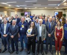 Piana participa da abertura da maior feira de fornecedores automotivos do Paraná