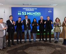 Ratinho Junior confirma R$ 741 milhões para infraestrutura urbana e rural de 12 municípios