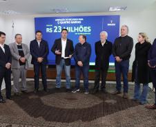Governador confirma mais R$ 433,4 milhões para obras em 12 municípios