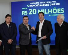 Governador confirma mais R$ 433,4 milhões para obras em 12 municípios