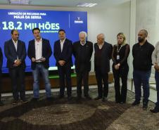 Governador libera R$ 350 milhões para obras e equipamentos em nove cidades