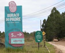 Governador autoriza pavimentação urbana e do acesso ao Buraco do Padre em Ponta Grossa
