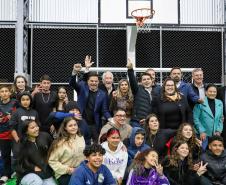 Estado entrega reforma e quadra coberta aguardada há anos em escola de Pinhais