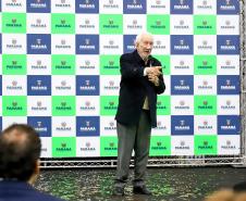 Estado entrega reforma e quadra coberta aguardada há anos em escola de Pinhais