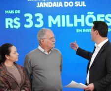 Ratinho Junior confirma mais de R$ 453 milhões para obras em 11 municípios