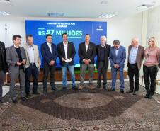 Ratinho Junior confirma mais de R$ 453 milhões para obras em 11 municípios