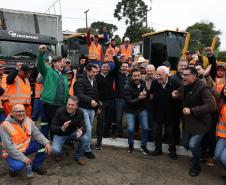 Governador autoriza início das obras de pavimentação da Estrada do Socavão, em Castro