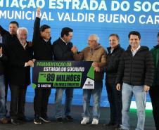 Governador autoriza início das obras de pavimentação da Estrada do Socavão, em Castro