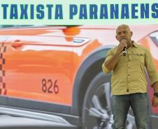 Em reunião com taxistas, governador destaca linha de crédito para a categoria
