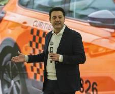 Em reunião com taxistas, governador destaca linha de crédito para a categoria