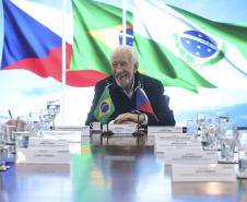 Paraná apresenta ambiente de negócios a empresas tchecas em encontro no Palácio Iguaçu