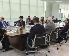 Paraná apresenta ambiente de negócios a empresas tchecas em encontro no Palácio Iguaçu