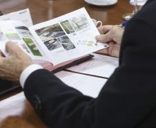 Paraná apresenta ambiente de negócios a empresas tchecas em encontro no Palácio Iguaçu