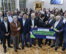 Paraná ganha cooperativa inédita para transformar ciência em negócios inovadores