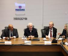 Vice-governador recebe comitiva da Índia para debater instalação de supercomputadores no Paraná