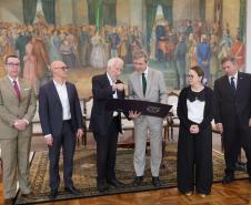 Vice-governador recebe embaixador da Áustria em busca de novas cooperações para o Paraná