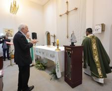 Darci Piana recebe imagem peregrina de Nossa Senhora do Rocio no Palácio Iguaçu