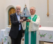 Darci Piana recebe imagem peregrina de Nossa Senhora do Rocio no Palácio Iguaçu