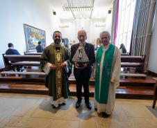 Darci Piana recebe imagem peregrina de Nossa Senhora do Rocio no Palácio Iguaçu