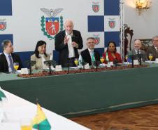 Governador em exercício recebe presidentes dos TJs de todo o Brasil no Palácio Iguaçu