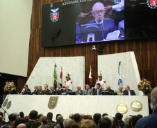 Darci Piana participa da posse dos deputados