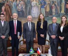 Embaixadora da República Tcheca no Brasil visita o Paraná 