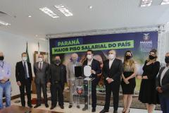 Governador ratifica novo salário mínimo regional do Paraná, o maior do País