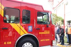 Caminhão de modelo americano é entregue ao Corpo de Bombeiros de São José dos Pinhais