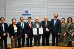 Paraná firma acordo com fábrica de produtos nutricionais para o parque tecnológico de Maringá